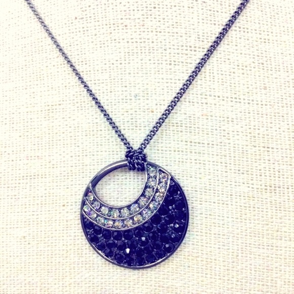 [Givenchy] Hematite Tone Pave Black Rhinestone Pendant Adjustable Necklace - Picture 6 of 9